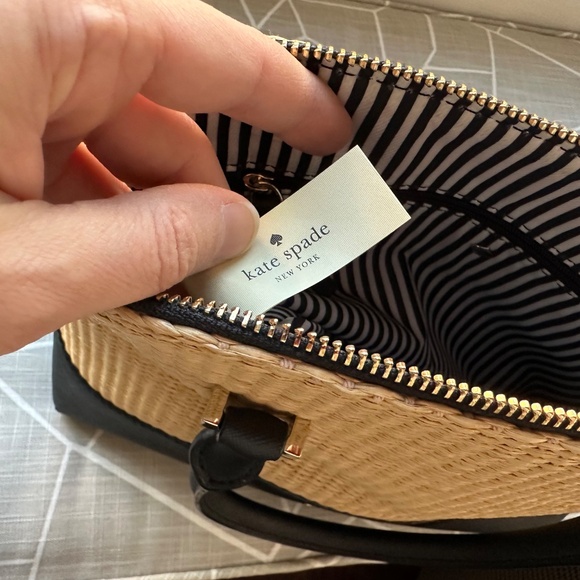 Kate Spade two-toned straw top handle purse - Picture 6 of 7